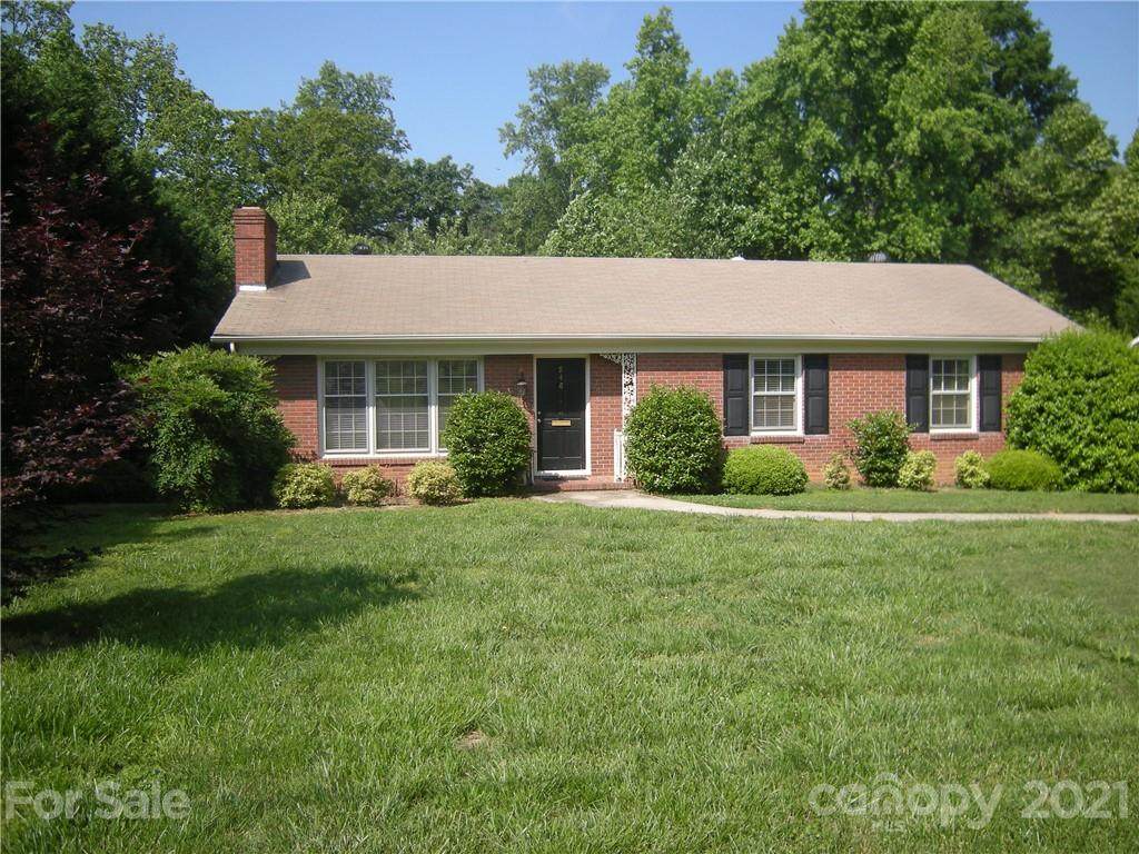 948 Heather Lane - Photo 1