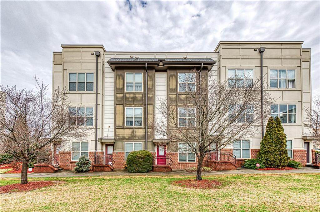 845 Seigle Point Drive - Photo 1