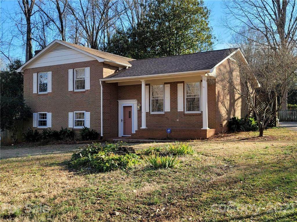 7124 Delta Lake Drive - Photo 1
