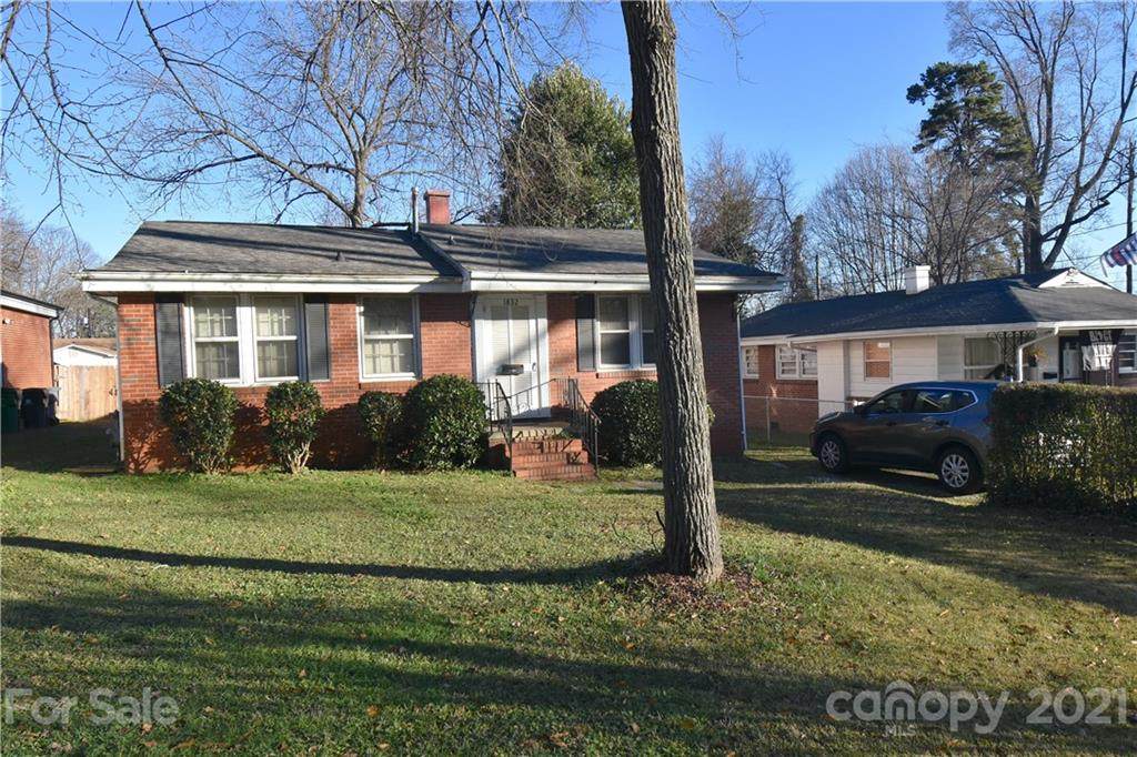 1832 Erie Street - Photo 1