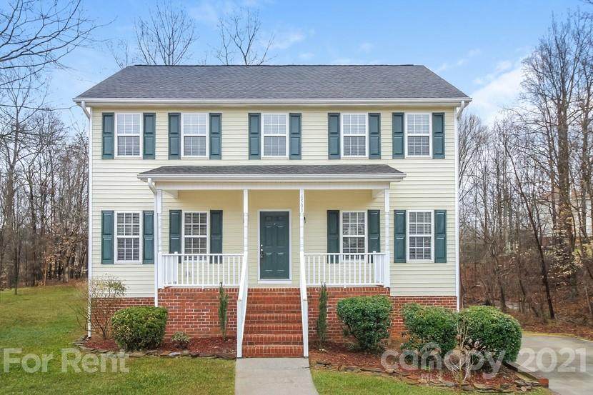 6500 Valley Oak Drive - Photo 1