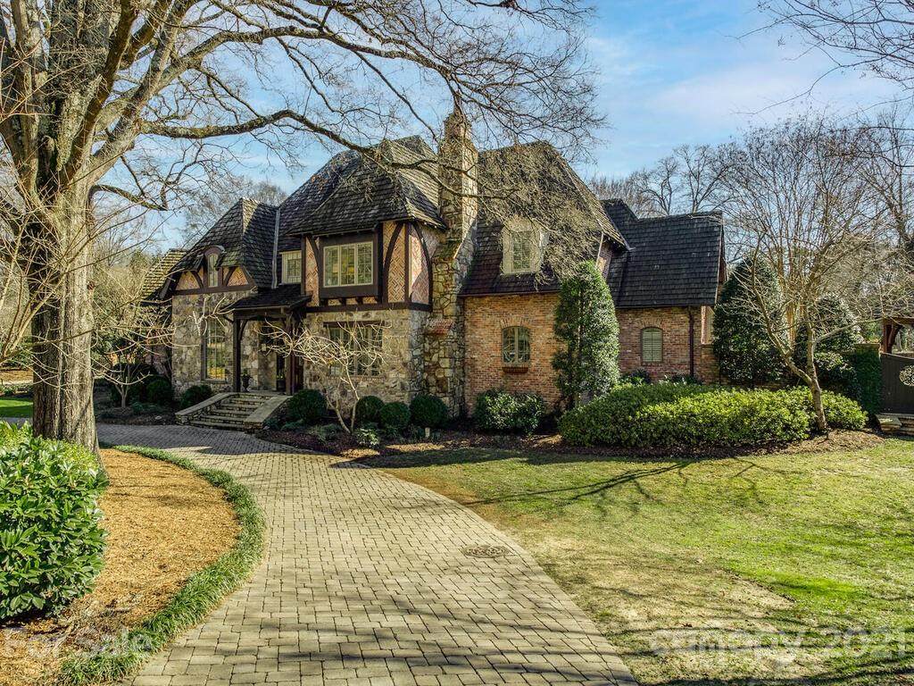 2505 Forest Drive - Photo 1
