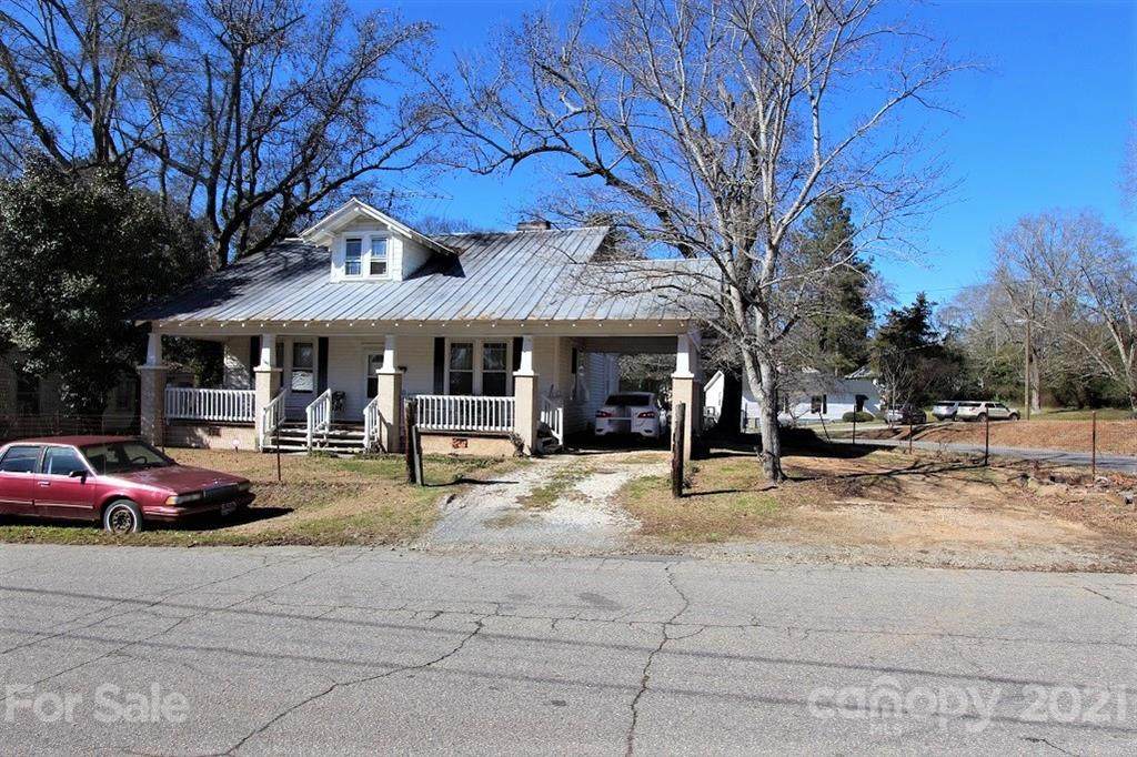 213 Burnsville Street - Photo 1