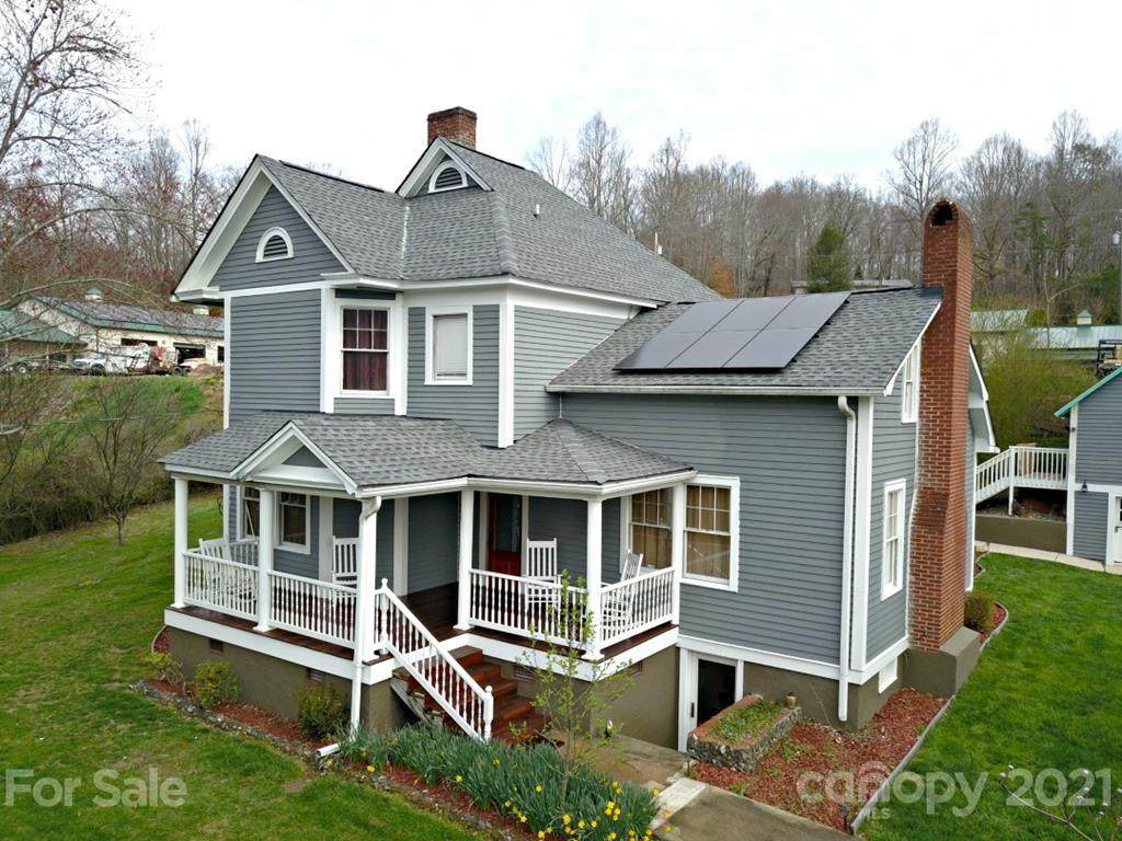 55 Woody Hampton Street - Photo 1