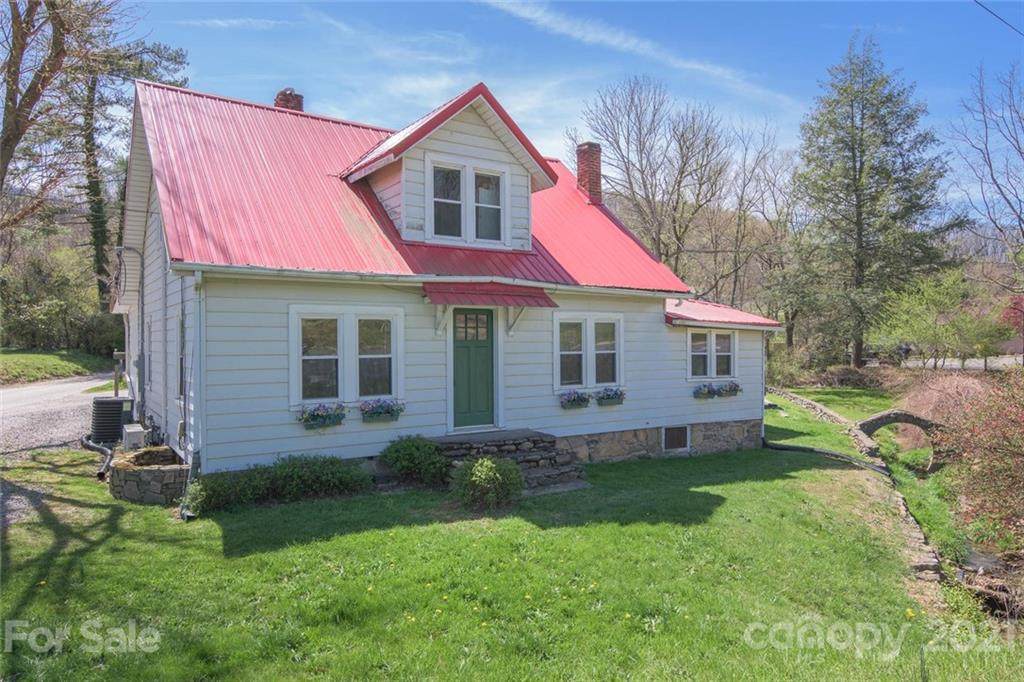 100 Martin Road - Photo 1