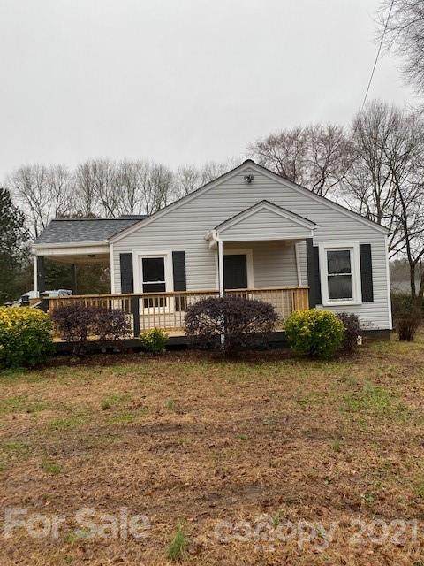 1502 Kings Road - Photo 1