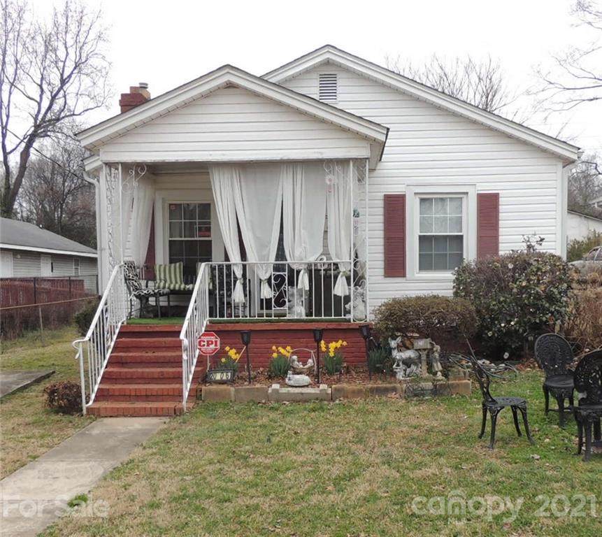 2006 Russell Avenue - Photo 1