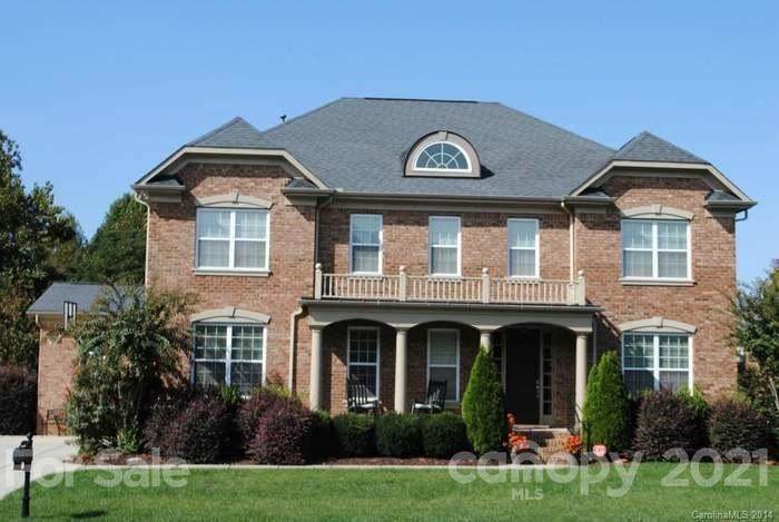 3121 Lakehurst Crossing - Photo 1