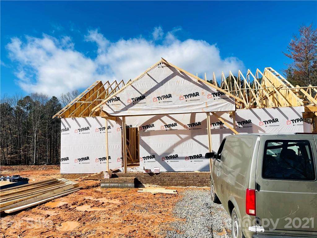 125 Abernathy Road - Photo 1