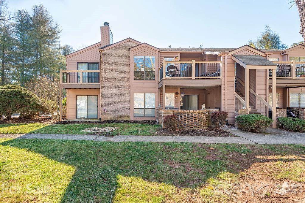 34 Ravencroft Lane - Photo 1