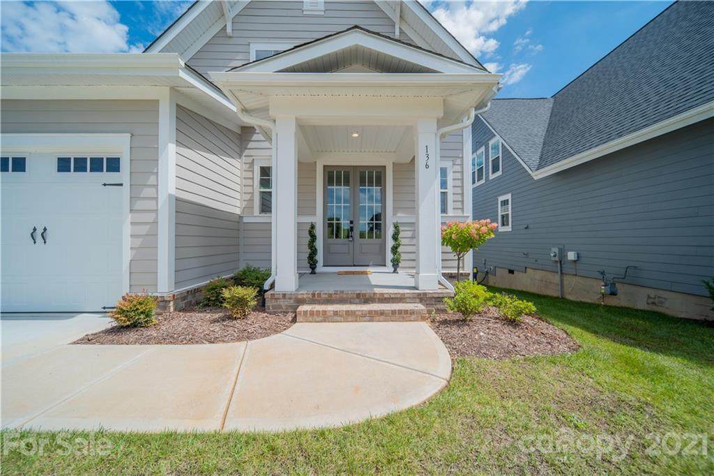 136 Preston Road - Photo 1