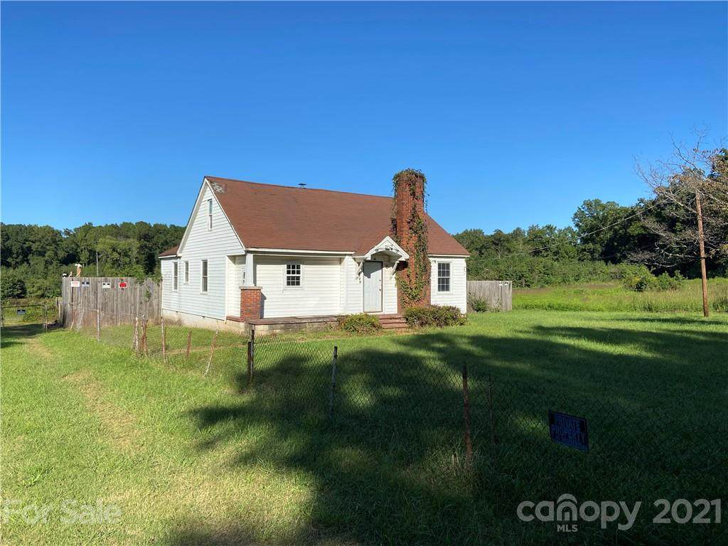 9228 Old Moores Chapel Road - Photo 1