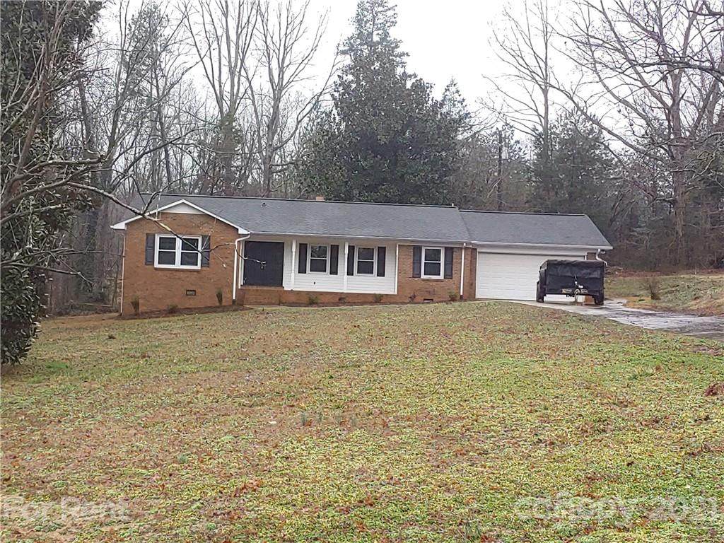 2492 Pickwick Place - Photo 1