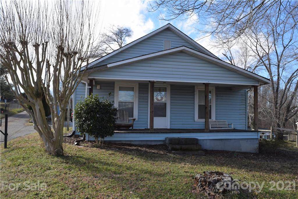 612 Enola Road - Photo 1