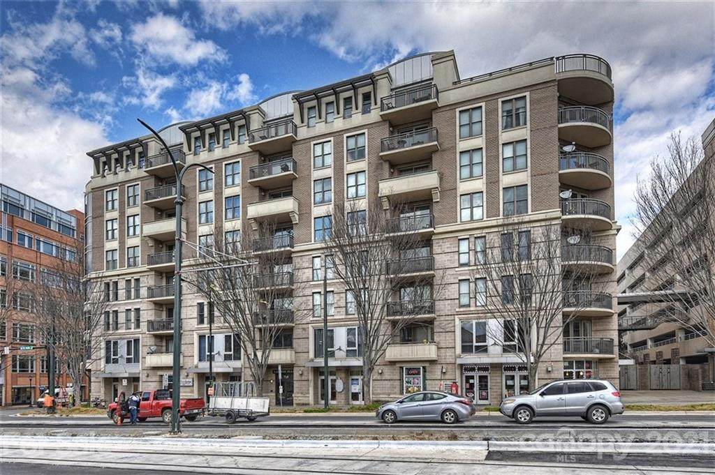 718 Trade Street - Photo 1