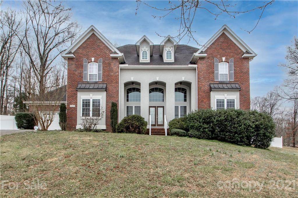 1021 Paragon Court - Photo 1