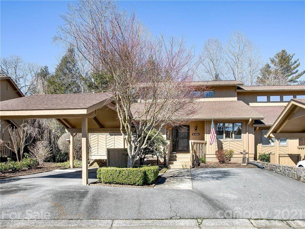 305 Red Oak Drive - Photo 1