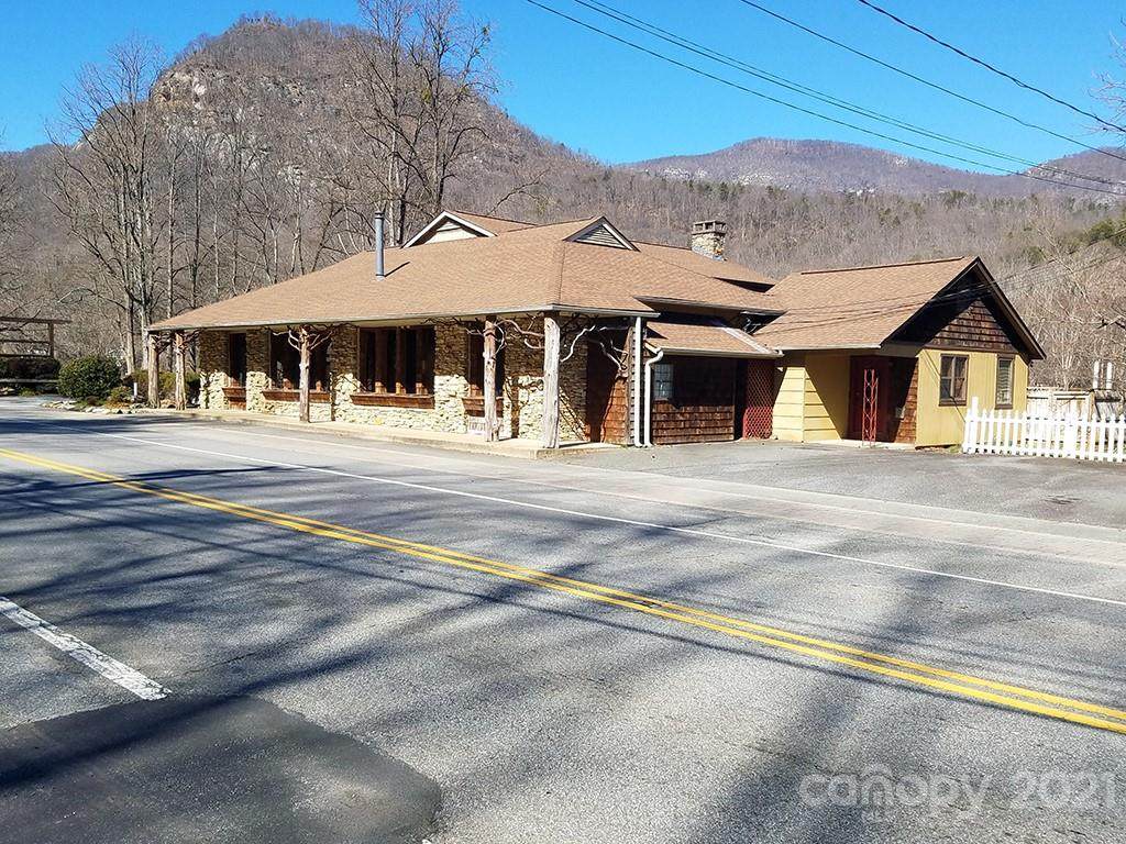 2984 Memorial Highway - Photo 1