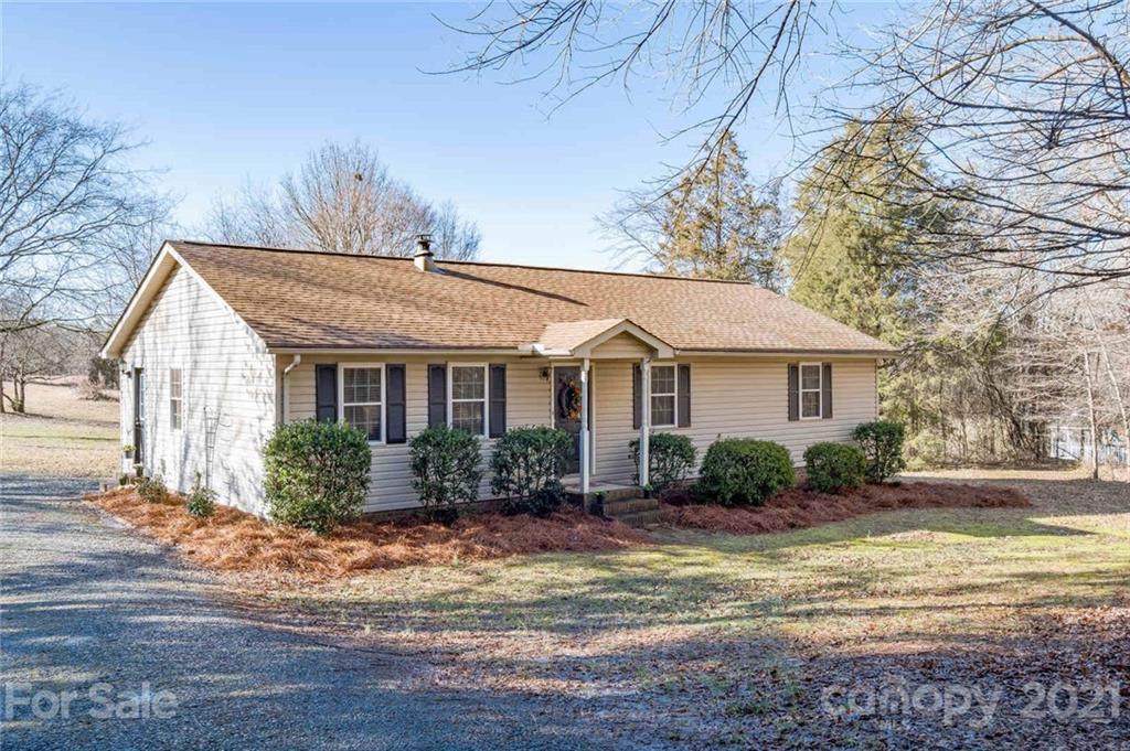 8863 Brandon Circle - Photo 1