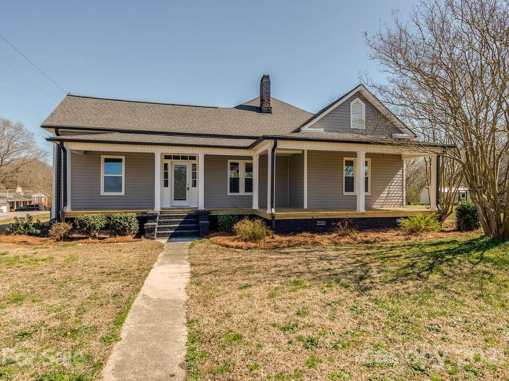 4393 Kershaw Camden Highway - Photo 1