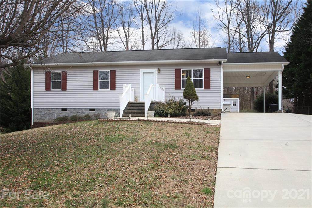 123 Woodview Drive - Photo 1