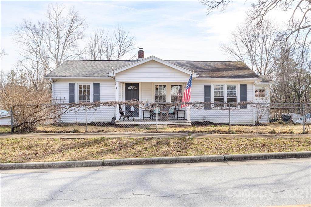 360 Stepp Avenue - Photo 1