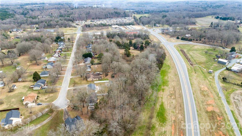 2000 Corinth Church Road - Photo 1