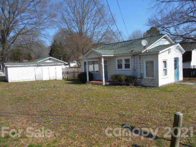 202 Oak Street - Photo 1