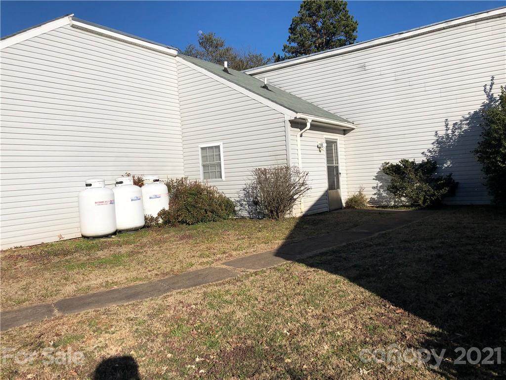 8326 Frost Court - Photo 1