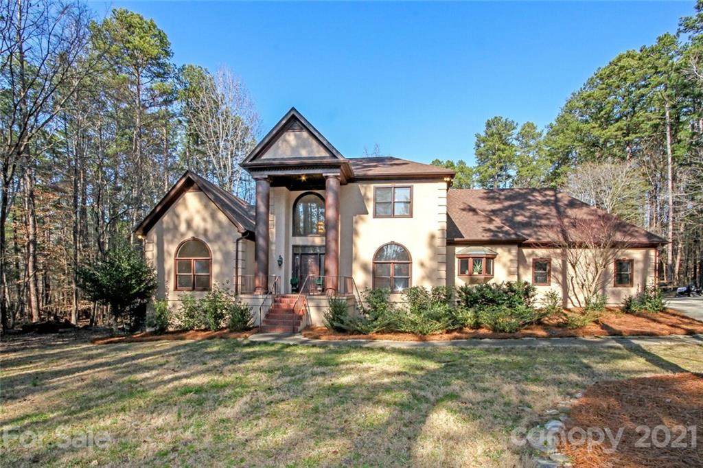 8535 Foxbridge Drive - Photo 1