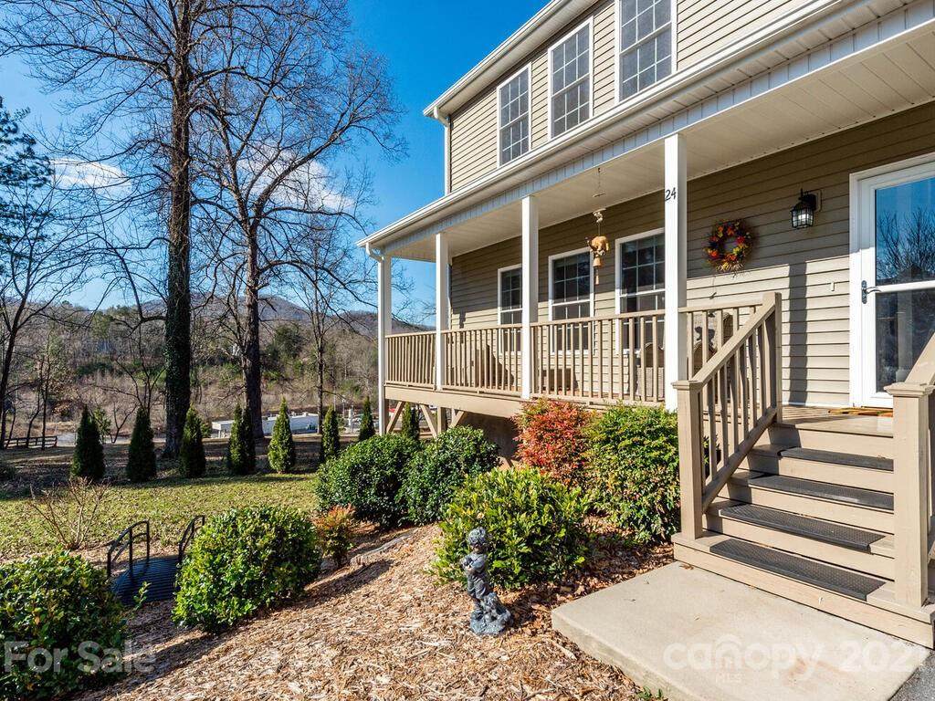 24 Winterwind Drive - Photo 1