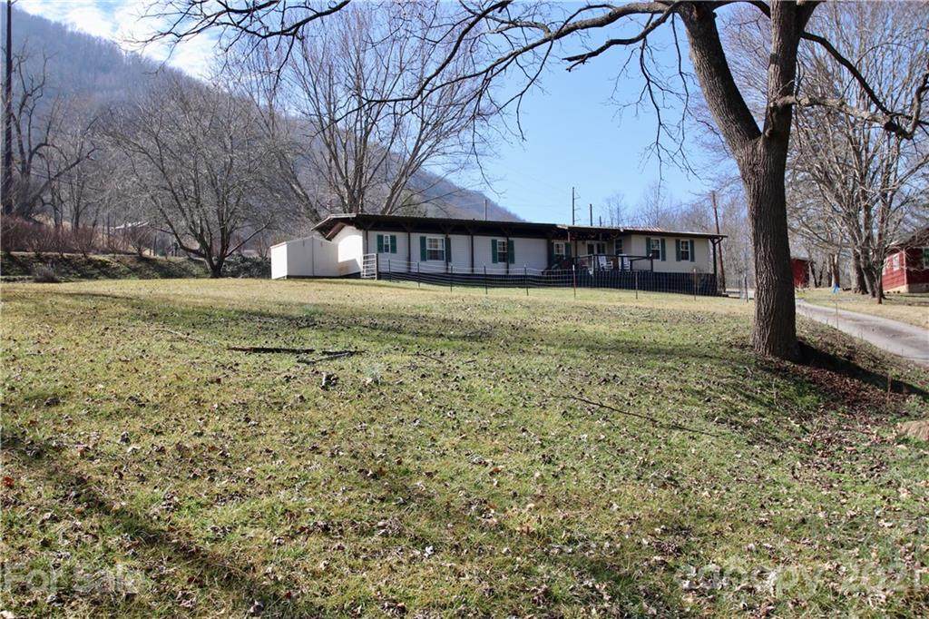 51 Ferguson Lane - Photo 1