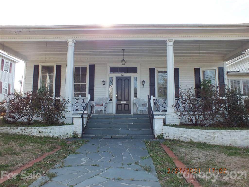 304 White Street - Photo 1