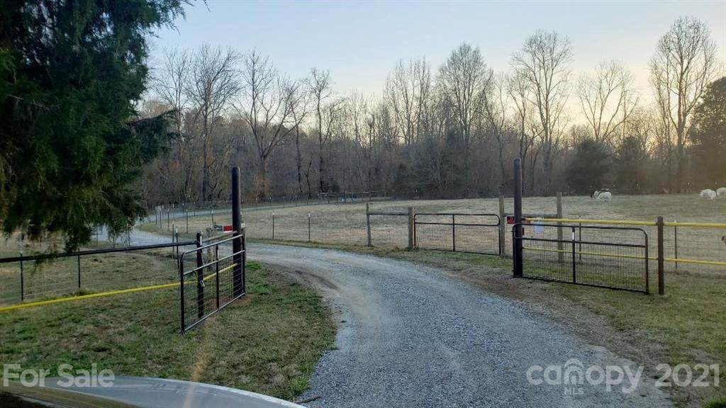 930 Edmiston Road - Photo 1