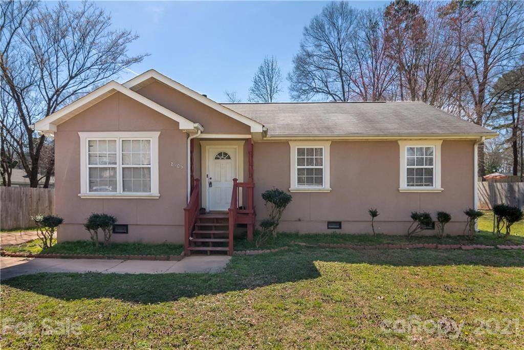 8905 Moores Chapel Road - Photo 1