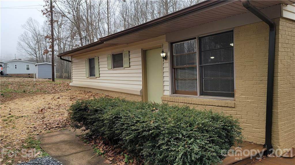 3031 Denwood Road - Photo 1