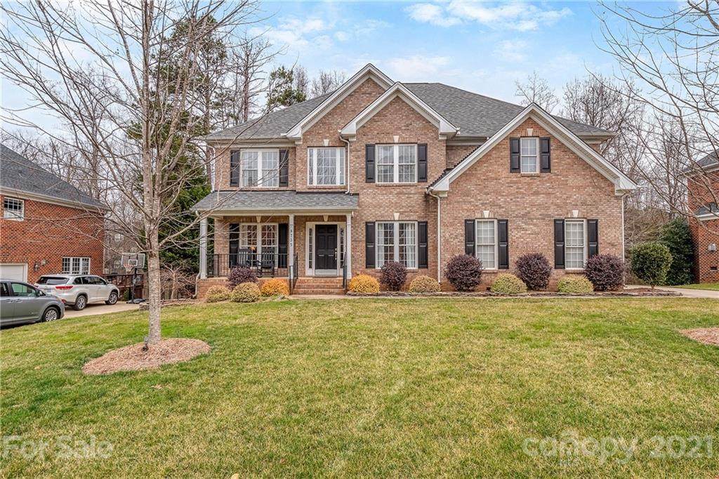 9735 Devonshire Drive - Photo 1