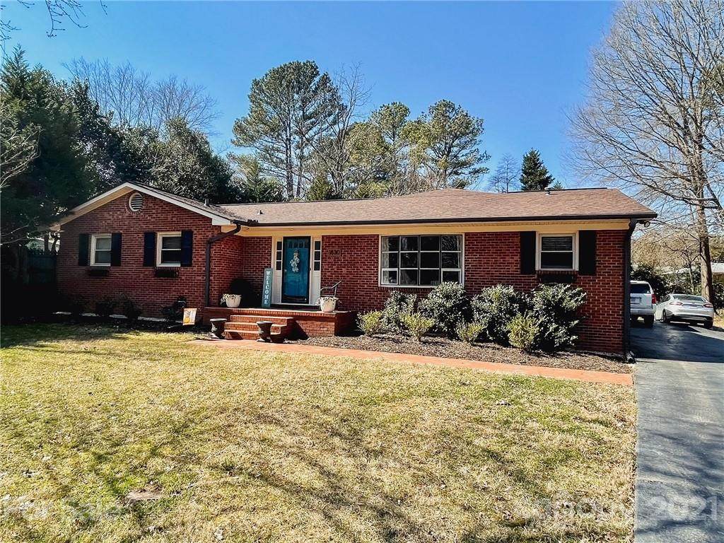 1830 Sherwood Street - Photo 1