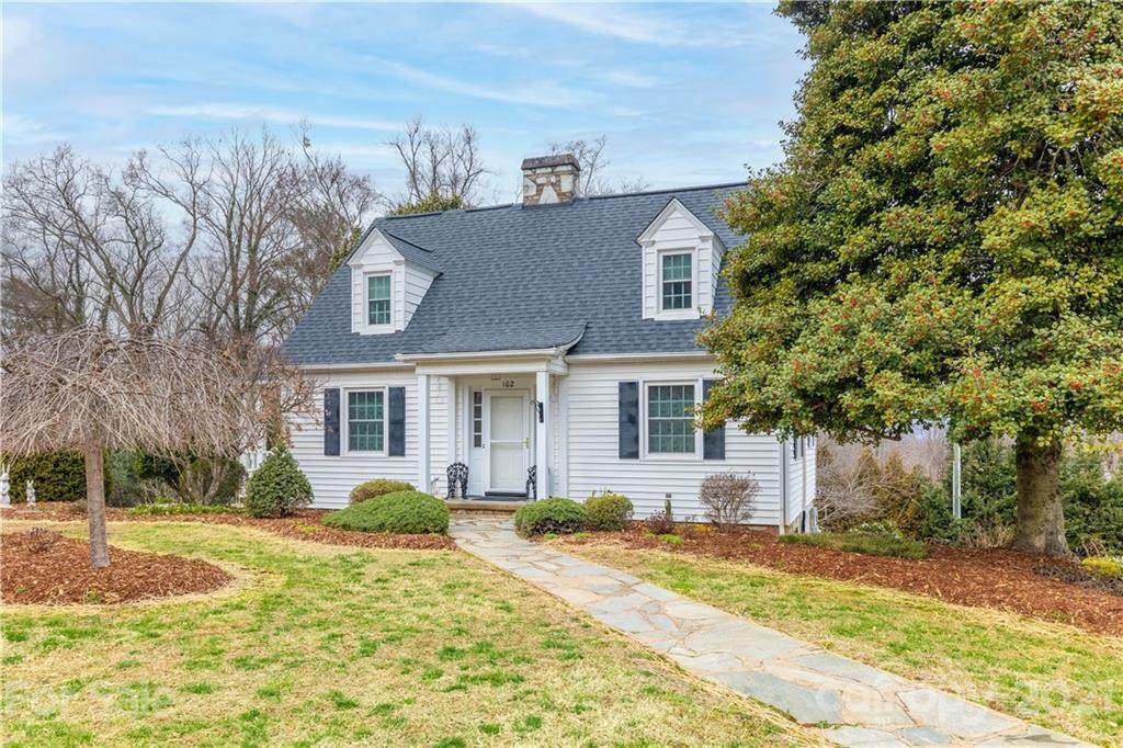 102 Greenwood Place - Photo 1