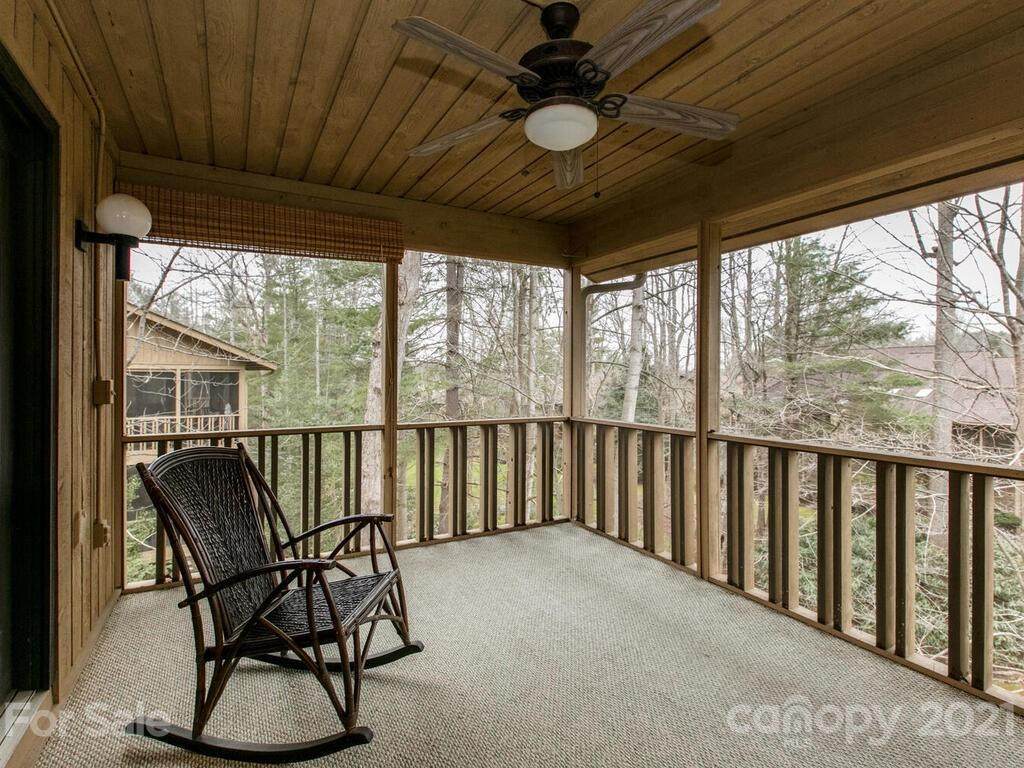 404 Live Oak Lane - Photo 1