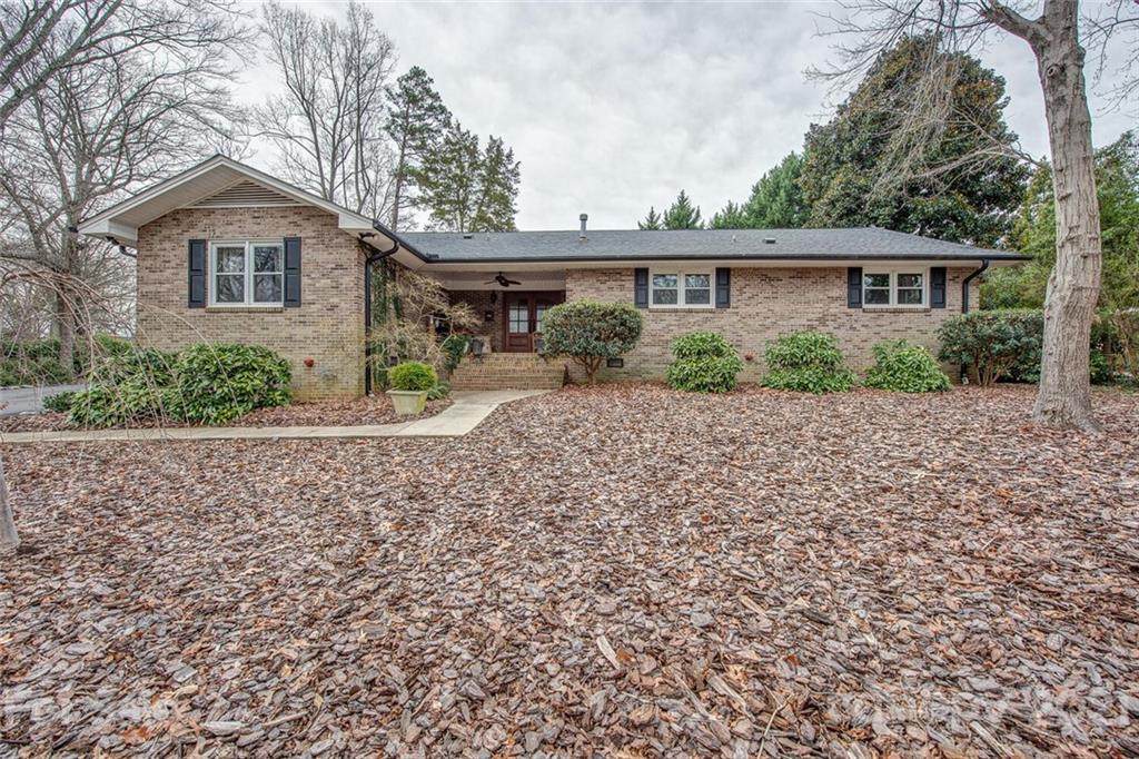 2317 Scottwood Drive - Photo 1