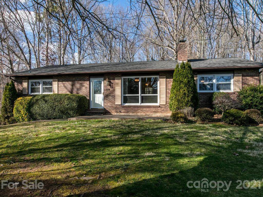 108 Young Drive - Photo 1