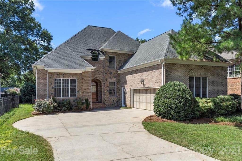 6132 Sharon Road - Photo 1