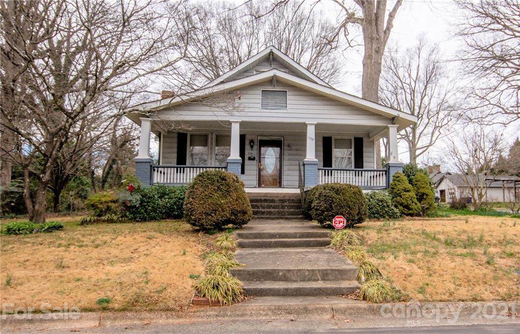 729 Wood Street - Photo 1