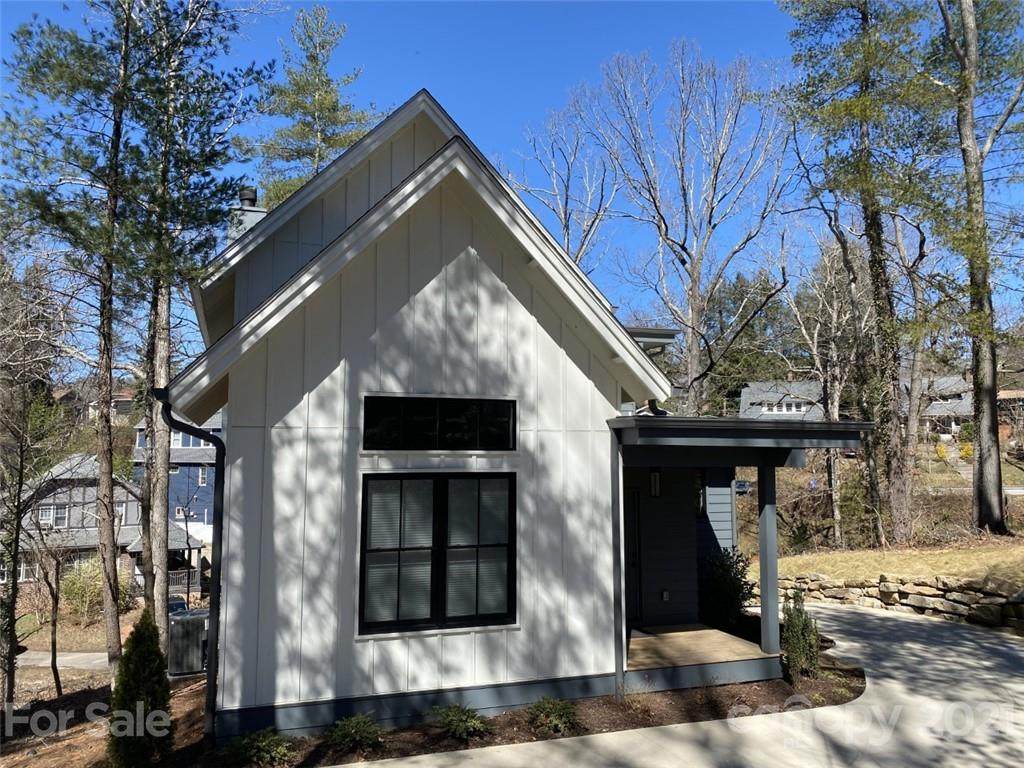 23 Caledonia Road - Photo 1