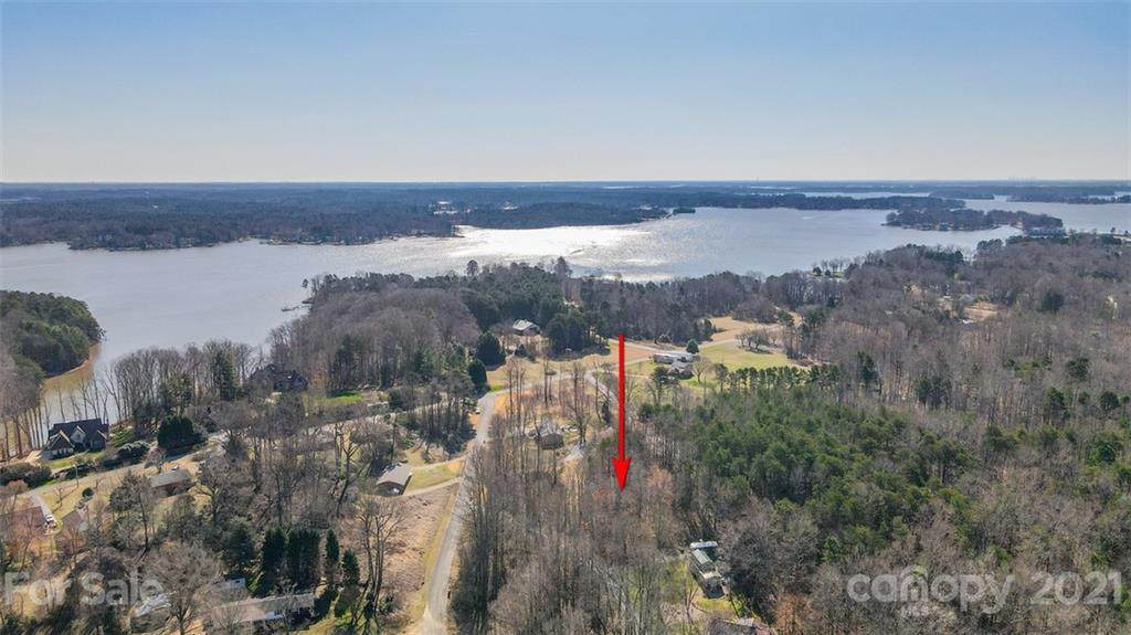8521 Sines Drive - Photo 1