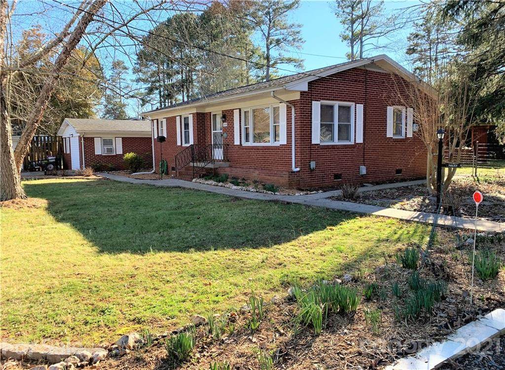 2415 Brookmeade Drive - Photo 1