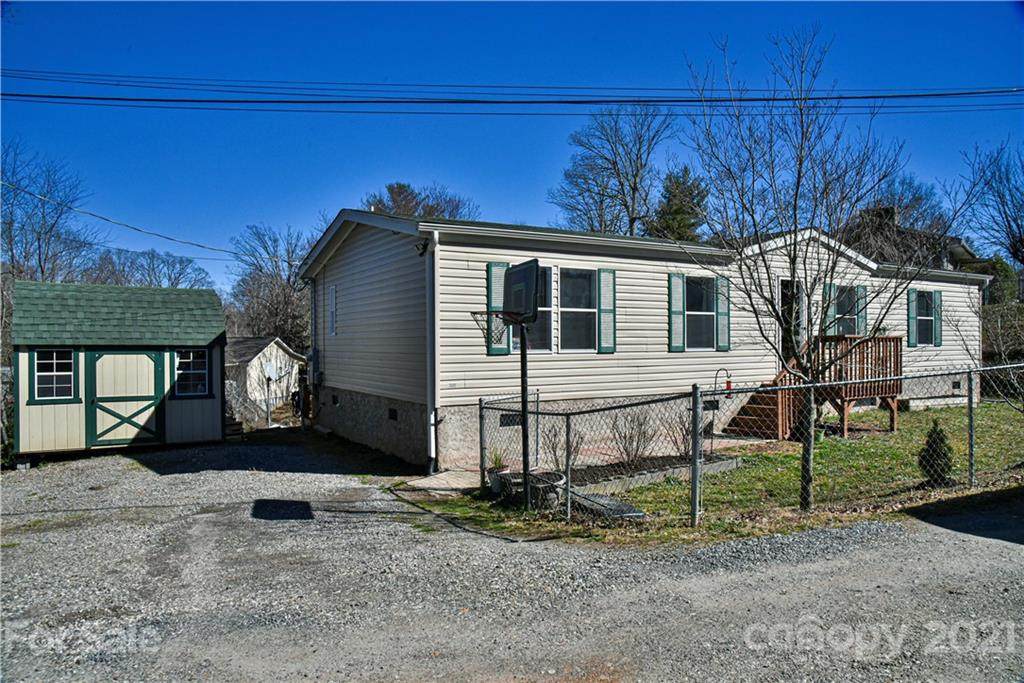 7 Pine Knoll Street - Photo 1