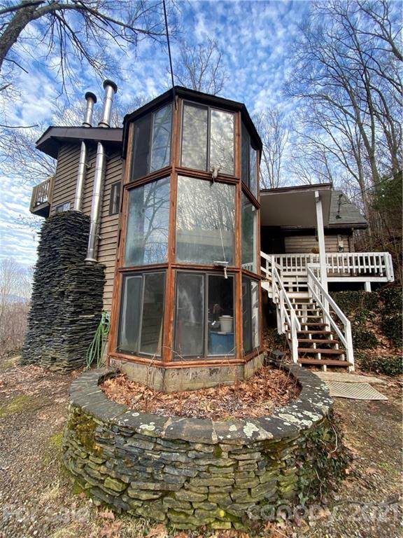 1035 Moonshine Mountain Road - Photo 1