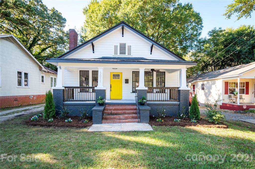 3011 Tuckaseegee Road - Photo 1